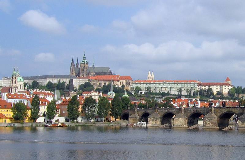 Things to do around Plzen: Prague is the Capital of the Czech Republic and 
       it is an excellent places for one day trip from Plzeň.